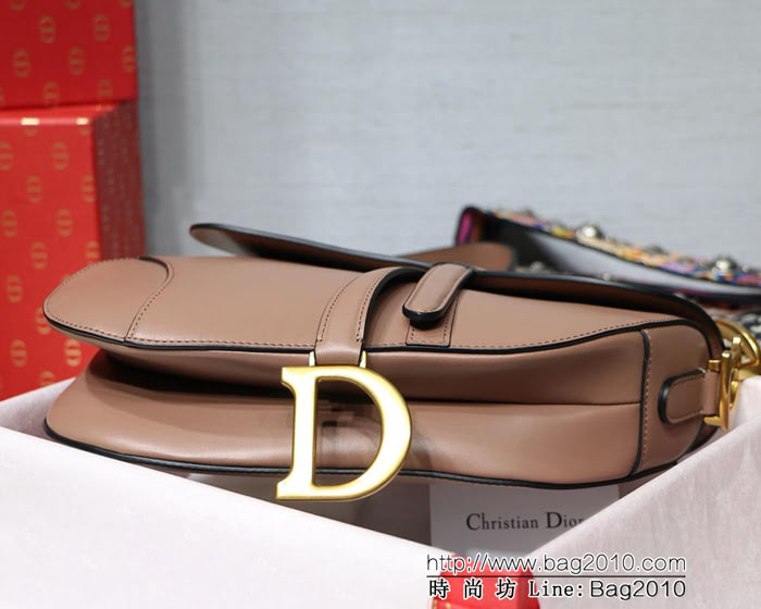 DIOR迪奧 Dior saddle 全皮系列 藕粉大號 馬鞍包  zdo1216